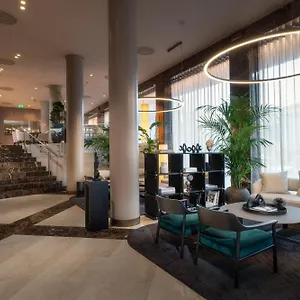4* Отель Crowne Plaza By Ihg